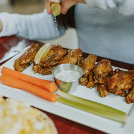 La Cage chicken wings prices Canada